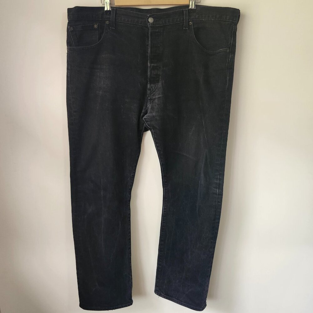 Levi’s 501 Men’s Jeans W40 L29 Black Button Fly Vintage Wash Original Fit